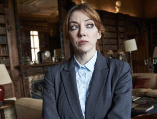 “Cunk on Earth” Is the Mockumentary You Need to Watch